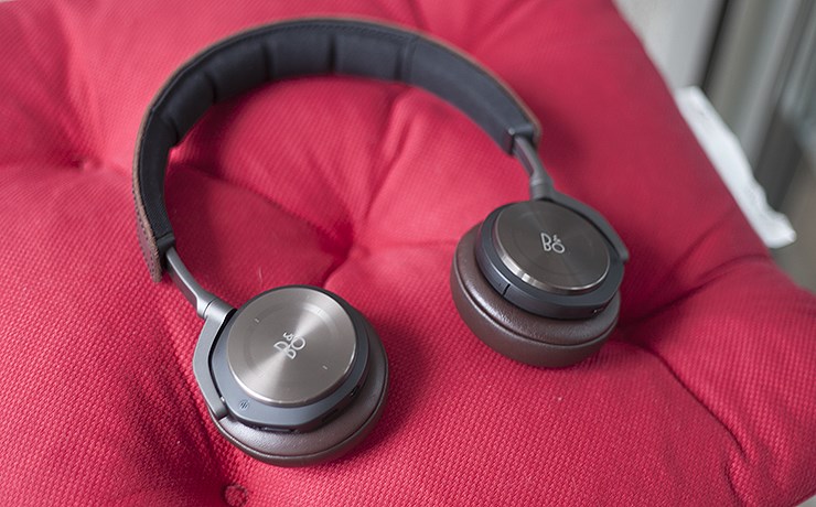 Bang-&-Olufsen-BeoPlay-H8-8 recenzija test (3).jpg